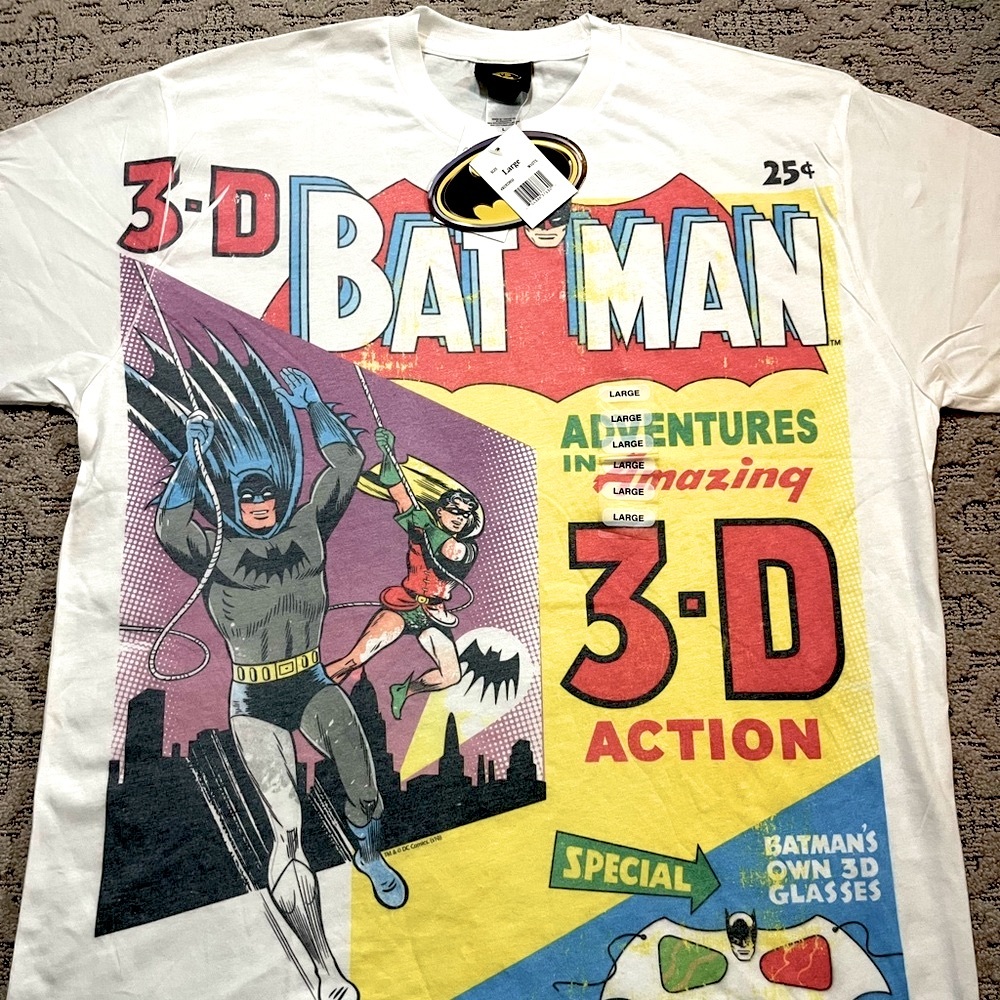 🎥 '05 Batman Superhero DC Comics Vintage Cartoon Book Cover Limited Series Tee